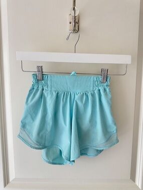 Lululemon Hotty Hot High-Rise Lined Short 4" - Size 0 Tall